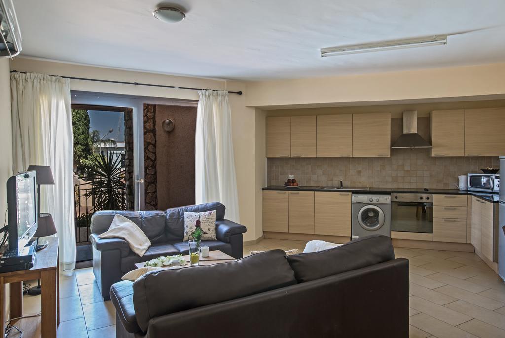Napiana Apartments Ayia Napa Luaran gambar